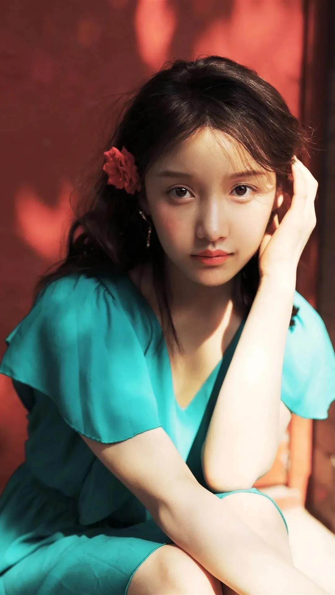 精美图集|姜贞羽,气质清冷的美女