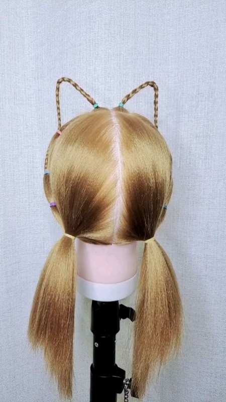 儿童编发给姑娘扎个猫耳朵发型可可爱爱姑娘喜欢极了