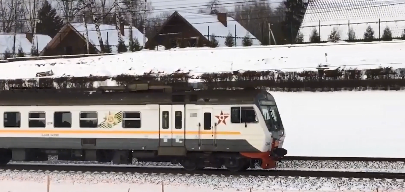 为何俄罗斯铁轨不和世界统一,反而坚持用宽轨?有什么好处?