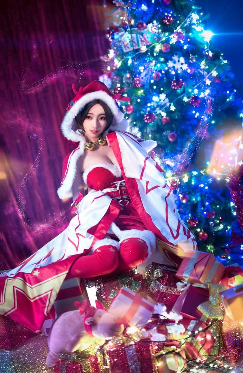 王者荣耀: cosplay王者荣耀女英雄 大家好,我是鑫鑫,王者荣耀cosplay