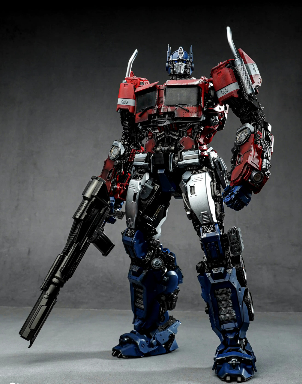 模型欣赏:圣斯基 外传擎天柱重涂欣赏,by 黑板black.