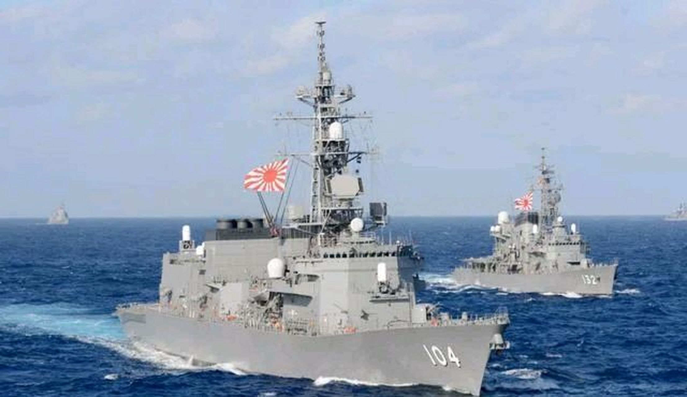 報道,一艘屬於日本海上自衛隊的島風號導彈驅逐艦擅自進入中國海域,在