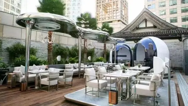 屋顶花园做阳光房餐厅好不好?移动阳光房餐厅效果图