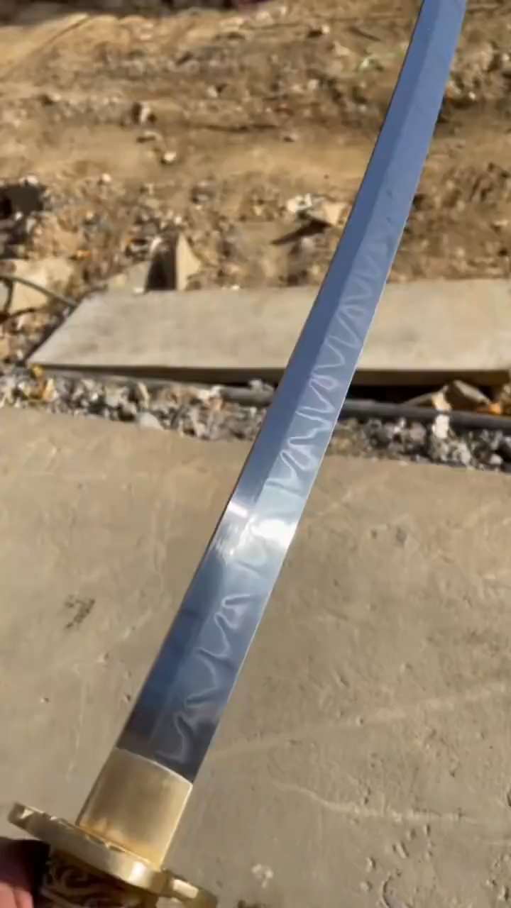 烧刃纹武士刀