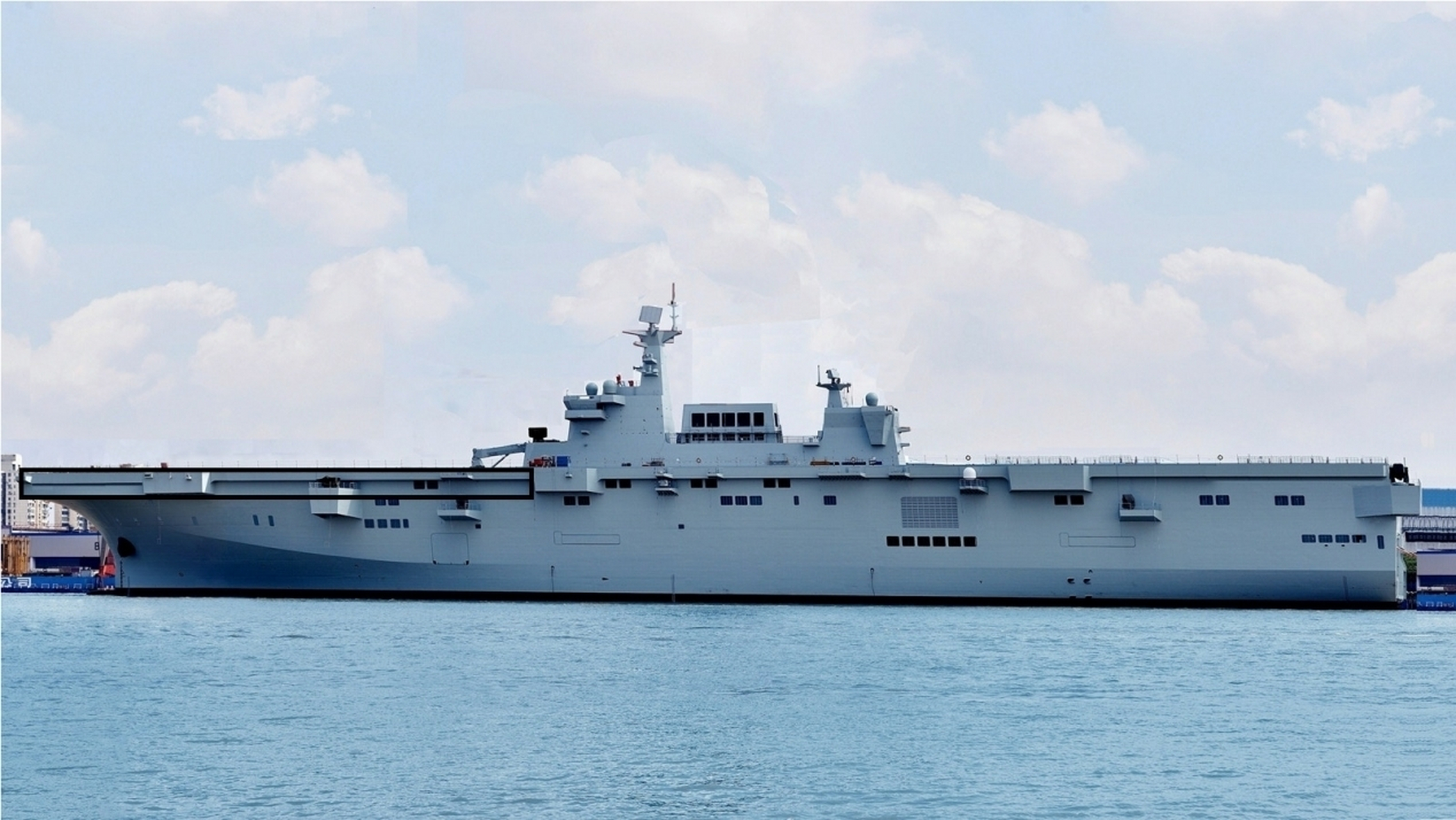 076两栖攻击舰,先进程度颠覆你的想象.