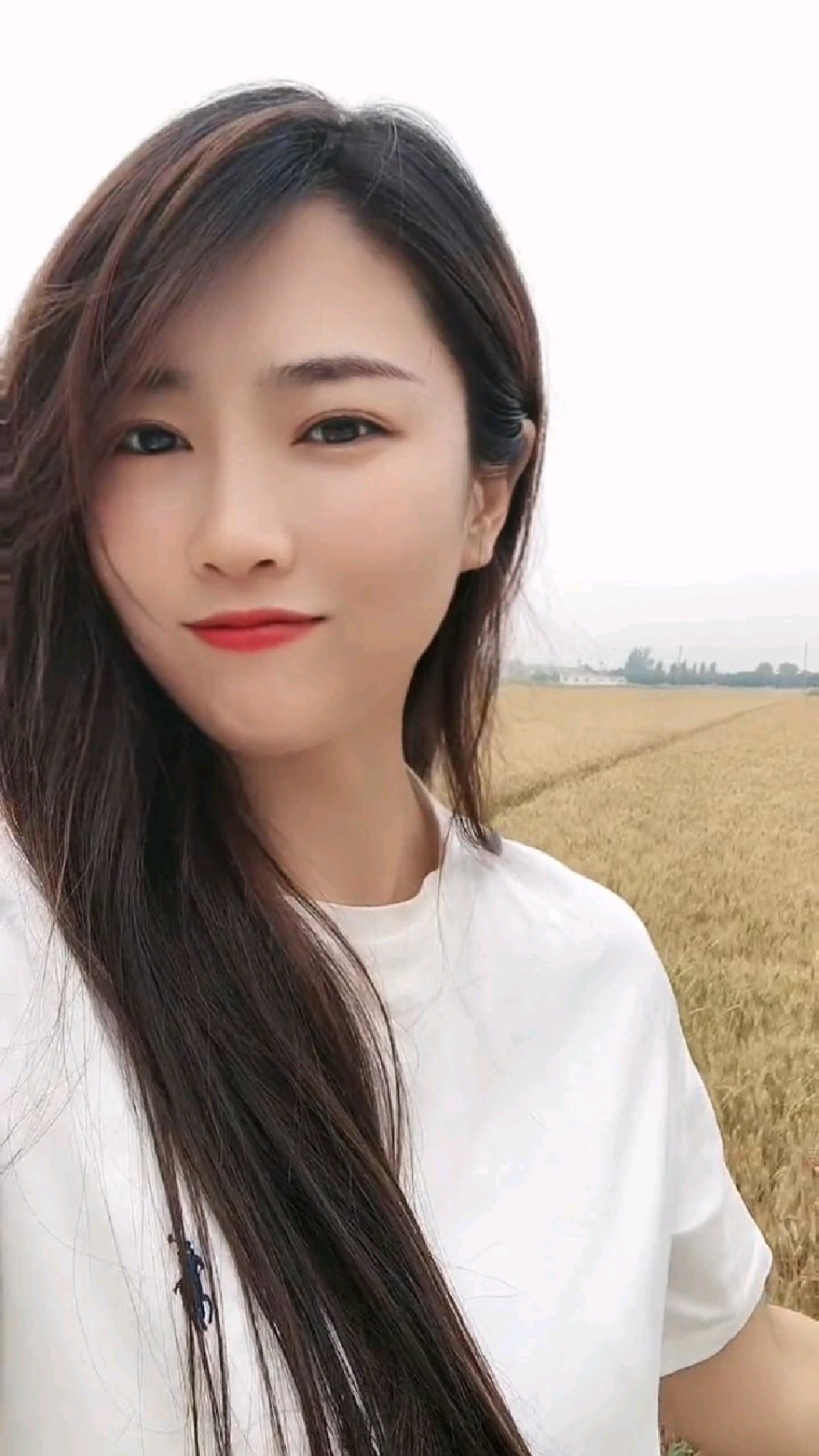 这才是真正的美女,接地气