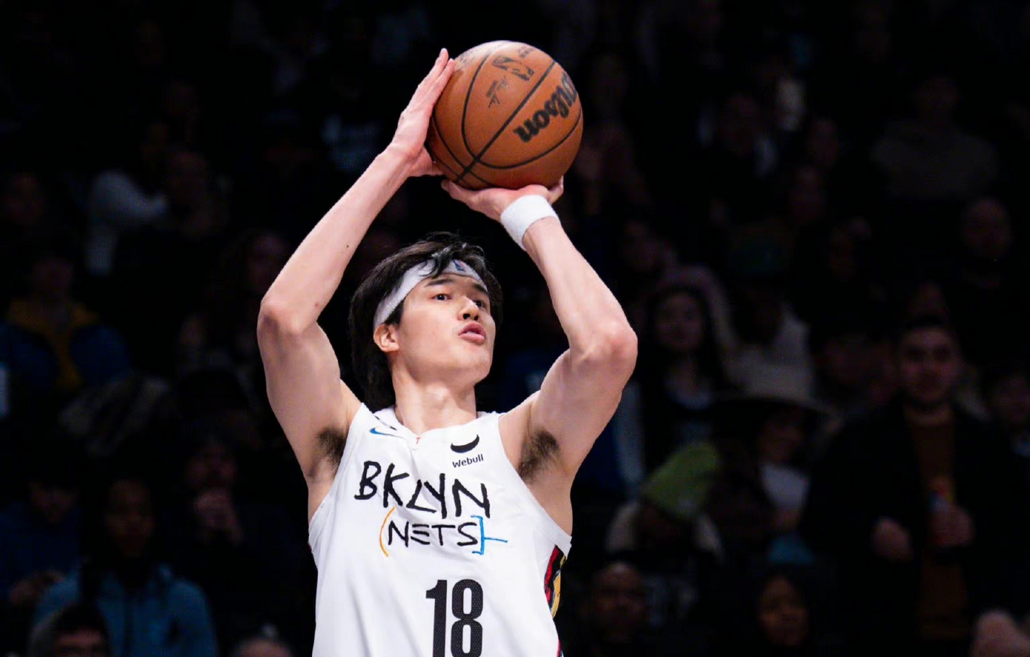 这场比赛篮网拥有巨大的优势,而队内新星渡边雄太也表现稳定,本场对阵