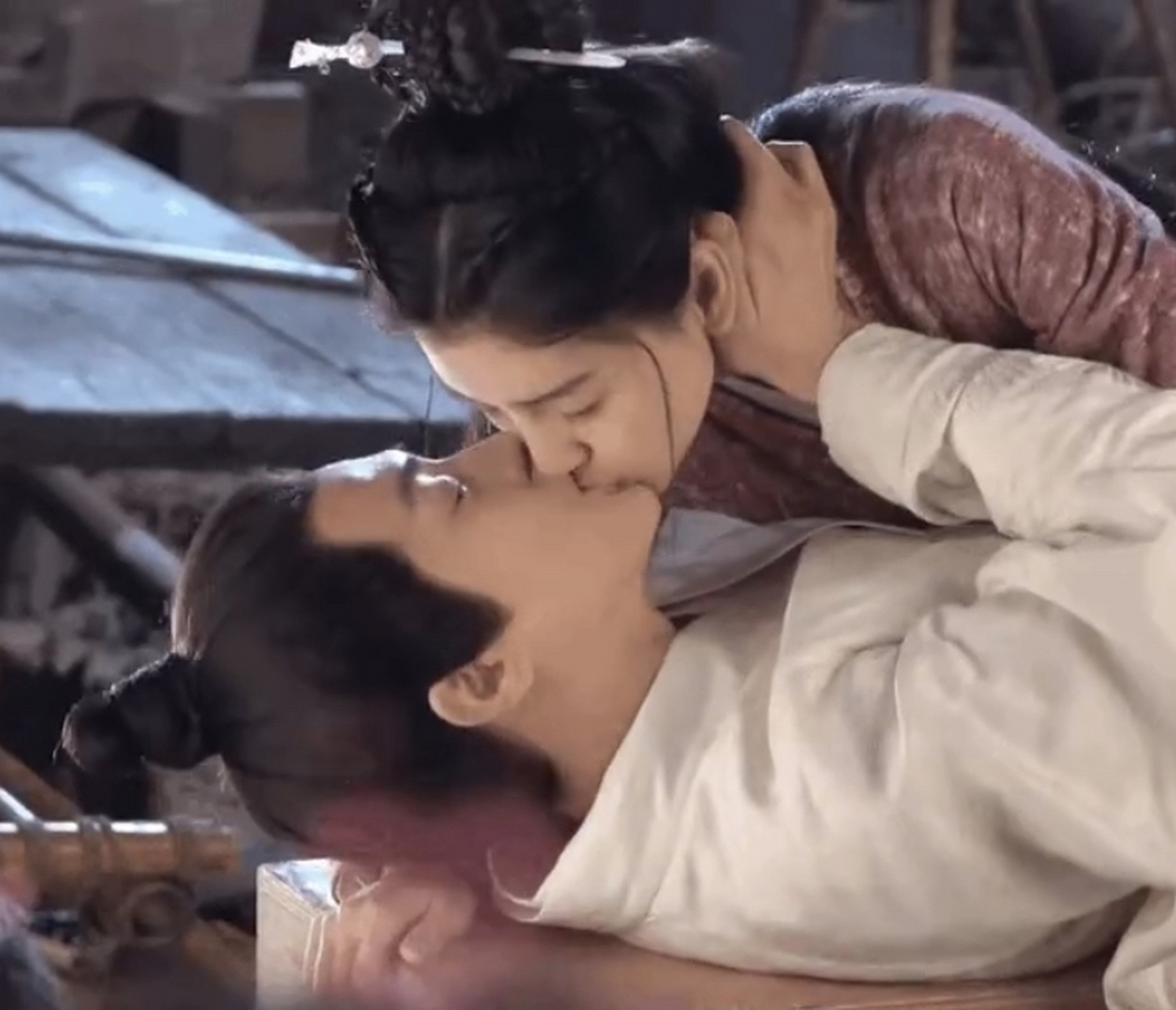 马天宇和杨颖吻戏还伸舌头,现在的古装剧都这么大尺度了吗?
