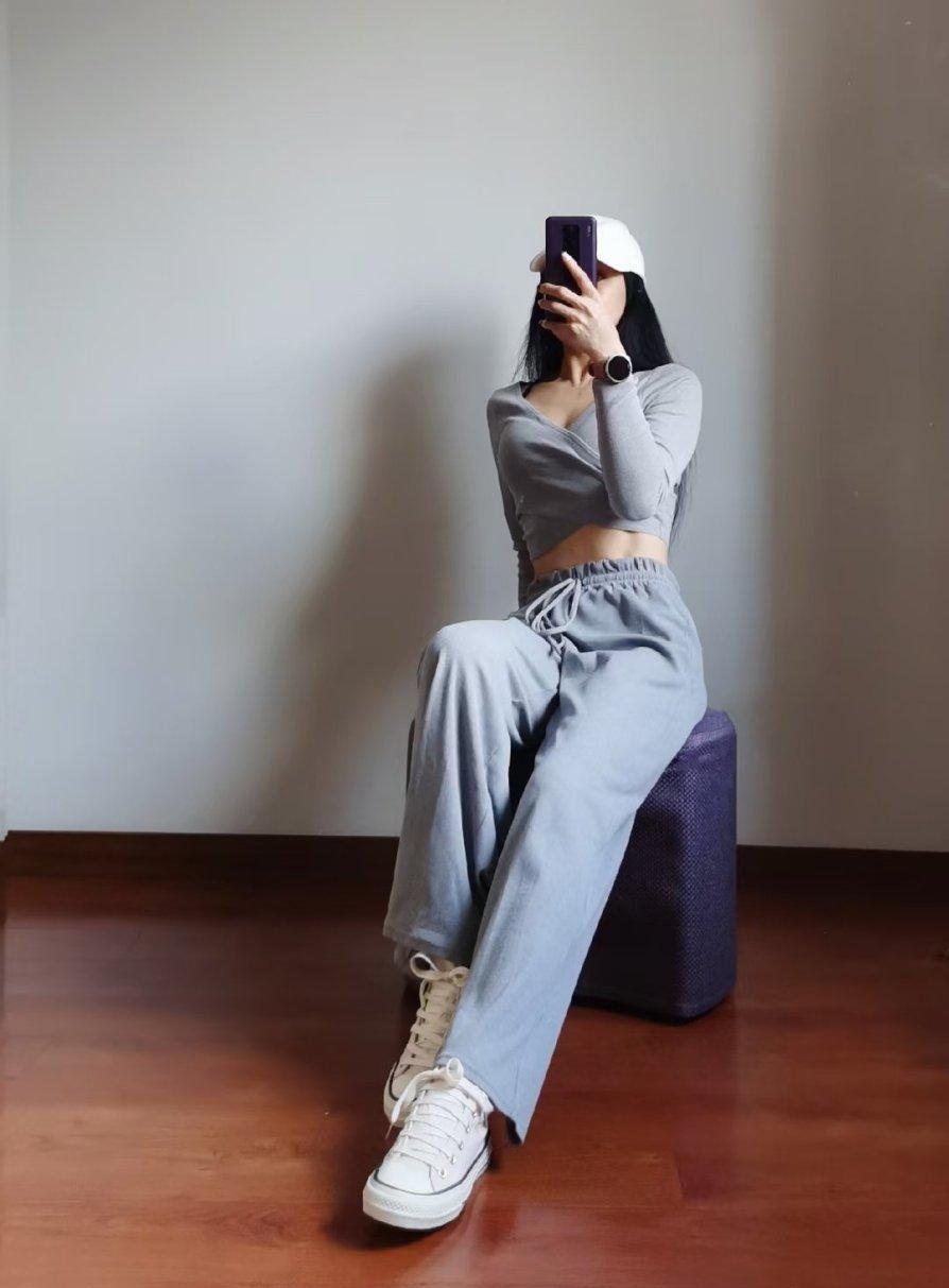 健身房小姐姐的穿搭