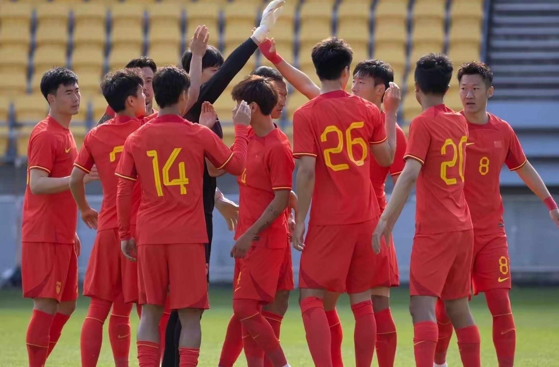 世界杯亚洲预选赛分组出炉,国足被分在c组.