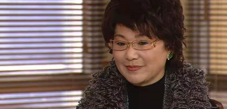 《珠光宝气》人物篇之白筱柔:康家的定海神针