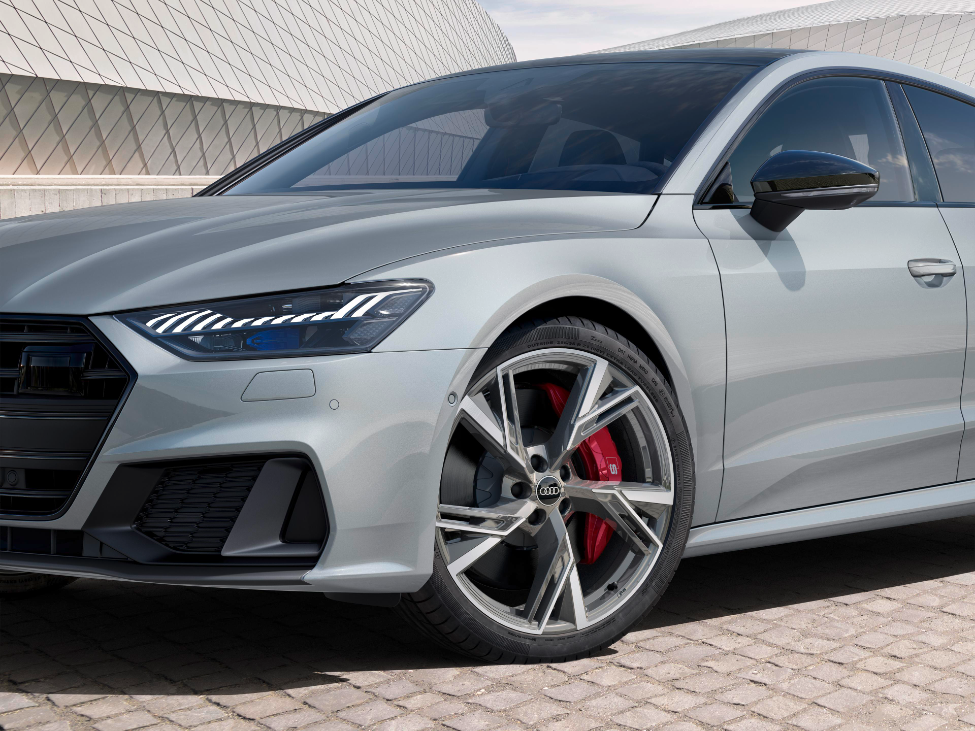 奥迪s7?这难道不是一辆车,而是一匹梦想中的骏马吗?