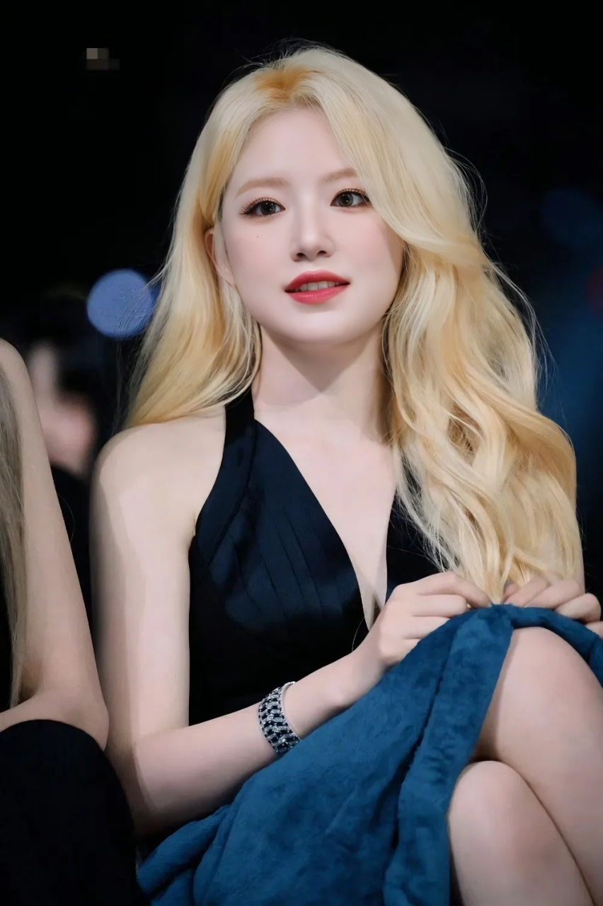 叶舒华金发造型#娱乐大赏# #娱乐明星# #非常有气质的女明星