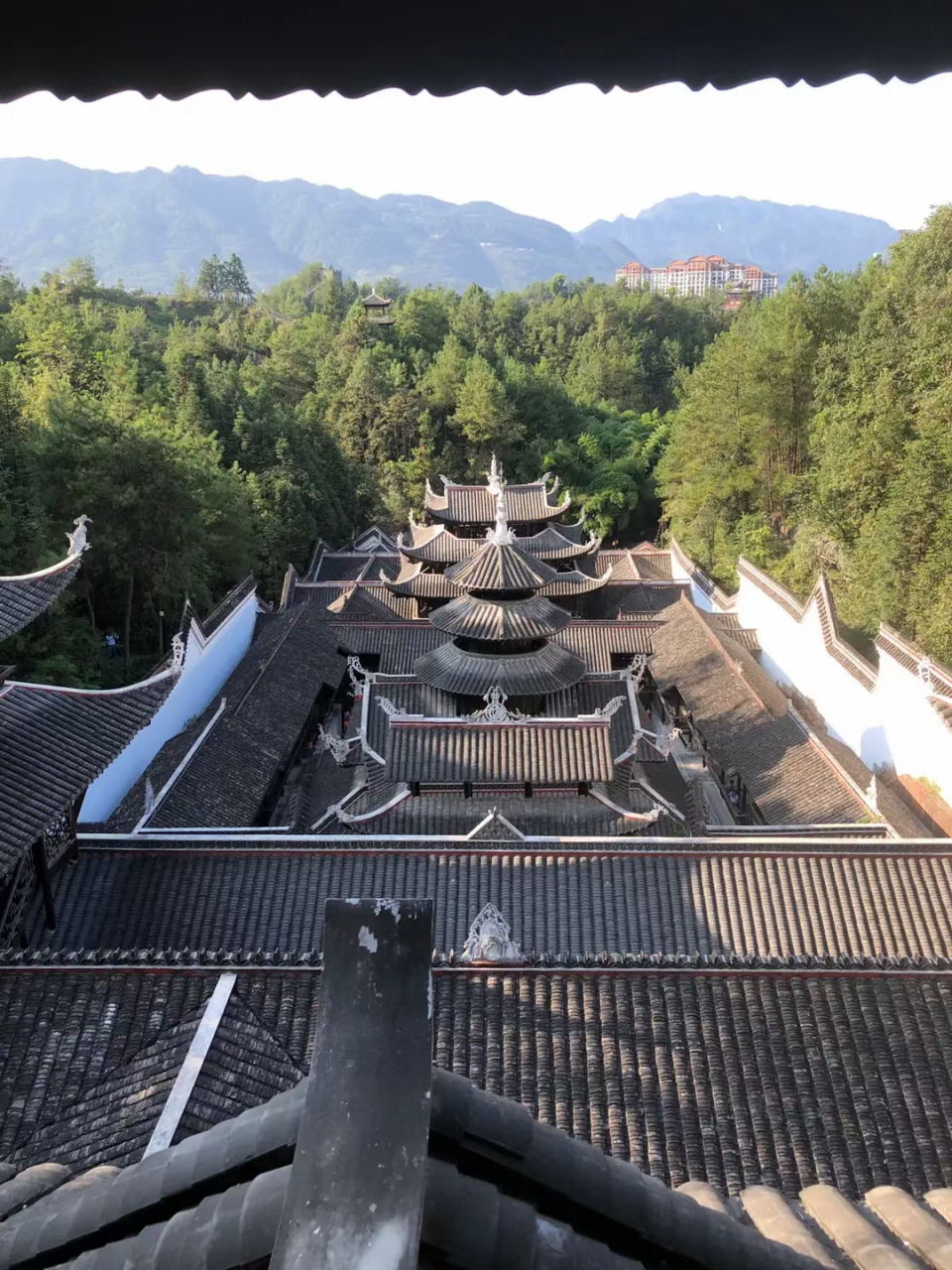 恩施红岩寺风景好 今天这里天气好