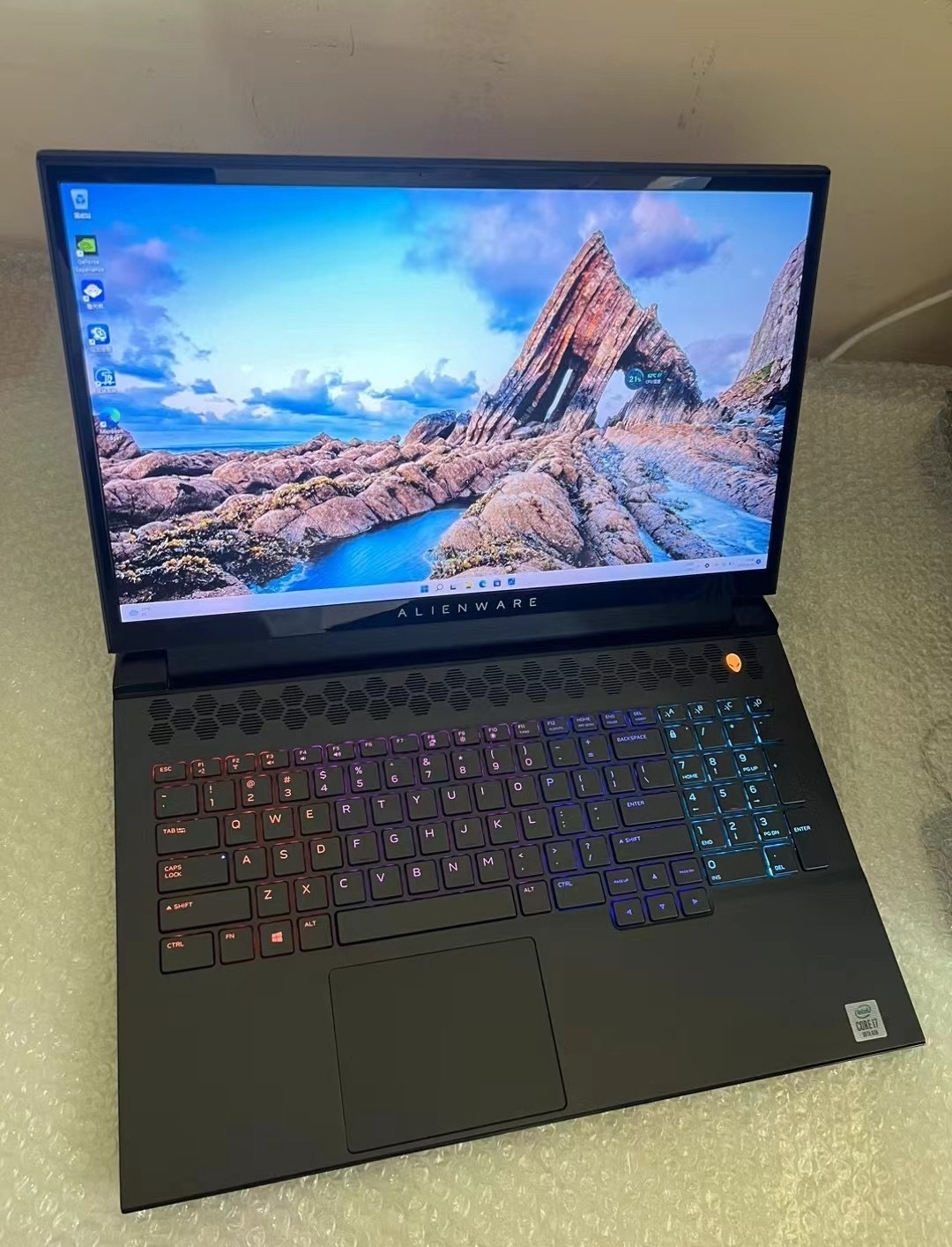 外星人m17r3测评:六核十代i7 rtx2070,性能与轻薄兼顾