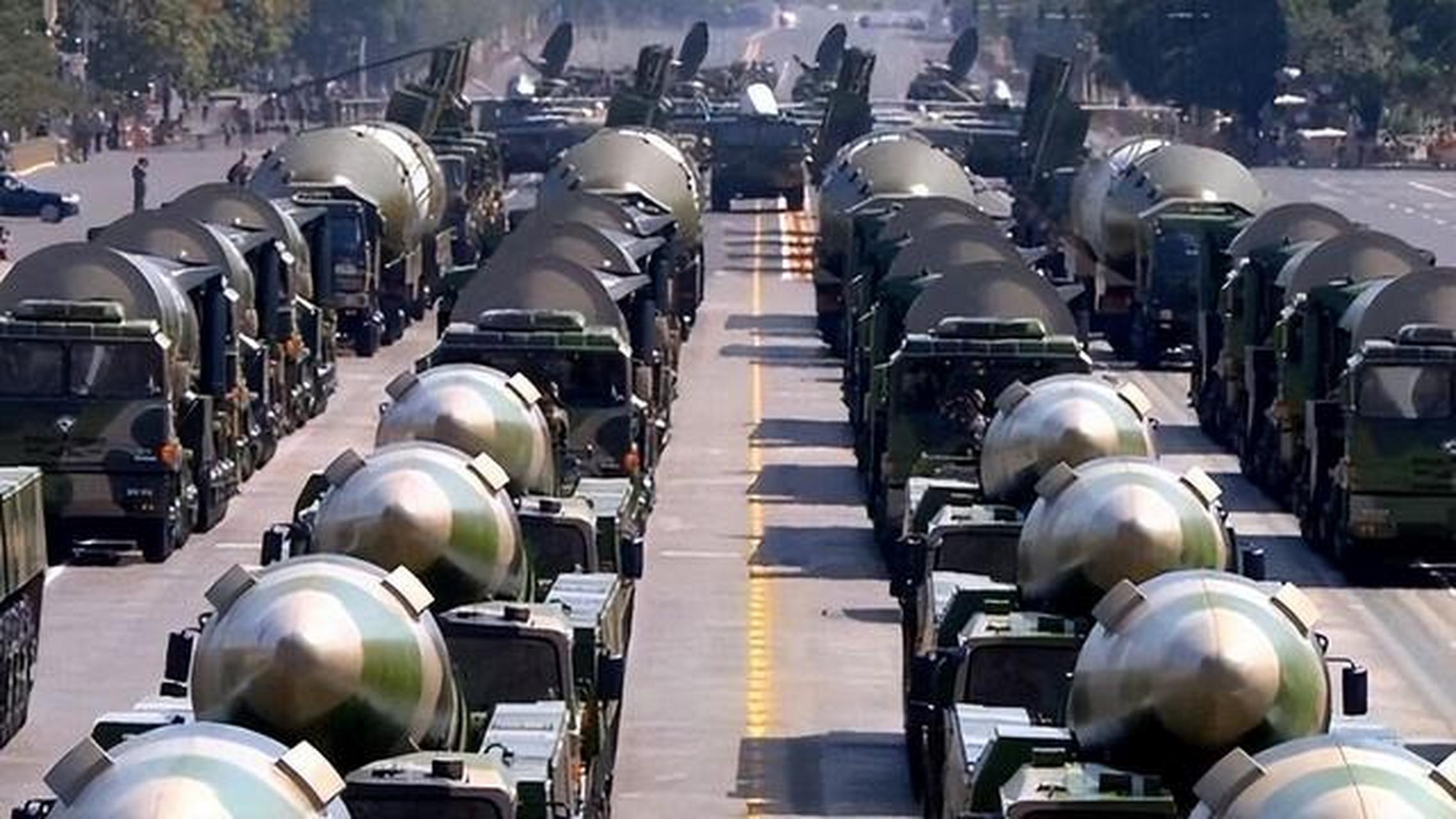 截至2023年1月份,中国的核弹头数量达到了410枚,相比