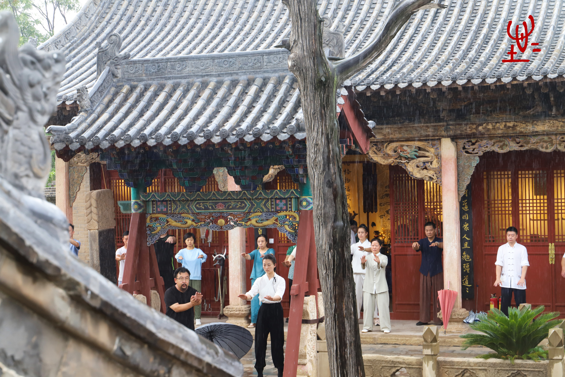 以外喻内(阎子龙) 内丹修证之次第恰如外丹提纯之