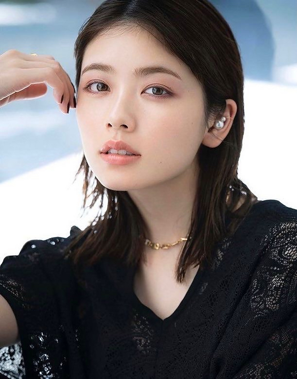 小芝风花,日本新生代女演员,你觉得她美吗?