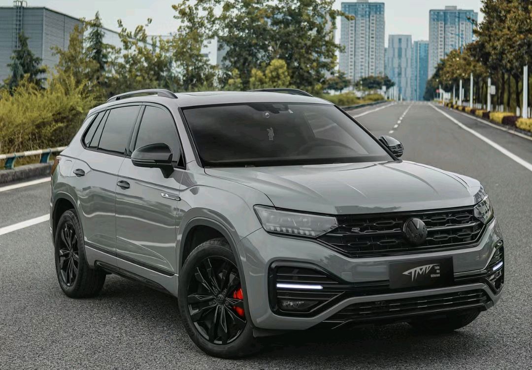 "鲨鱼灰"大众途锐曝光,20寸黑色轮毂 四驱,时尚感爆棚