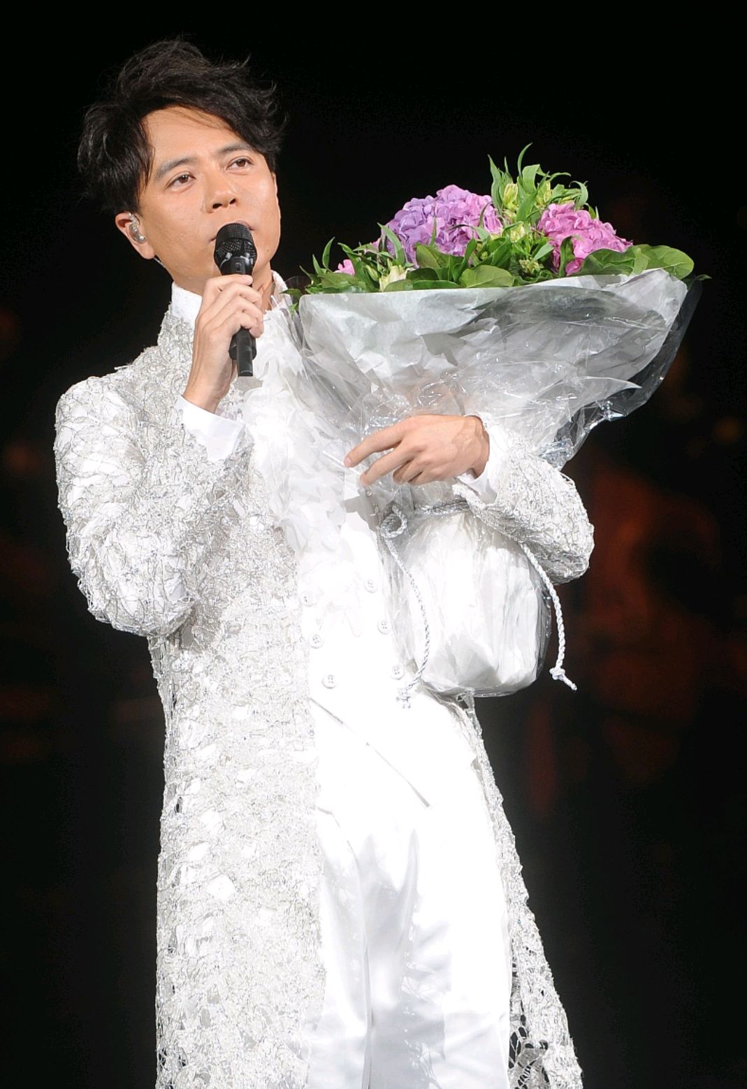 本该成四大天王,却被郭富城"挤"下台,今53李克勤岁成至尊