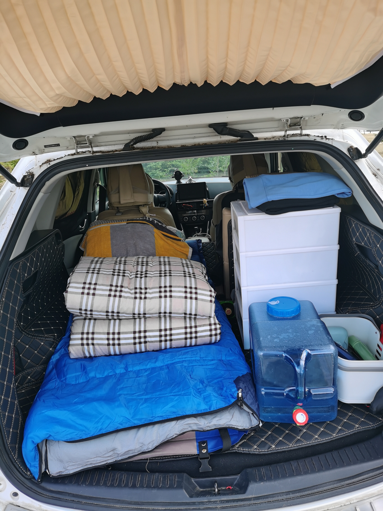 suv变床车,带你去旅行