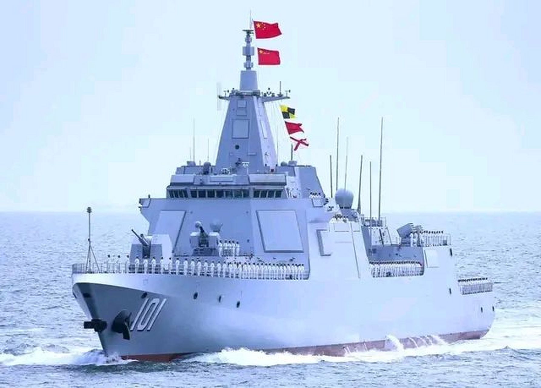 055也太震撼了!这么拍不好吧,不利于世界稳定啊.