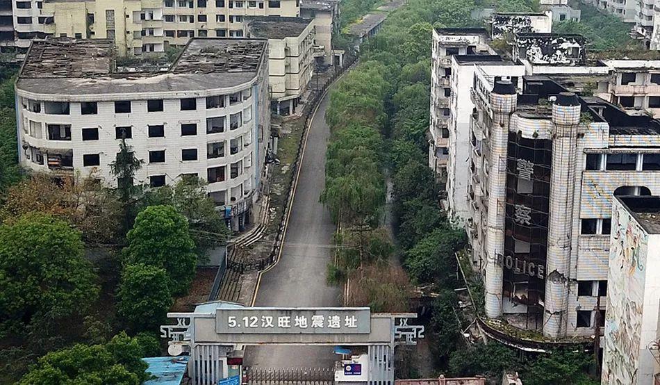 绵竹汉旺地震遗址图片