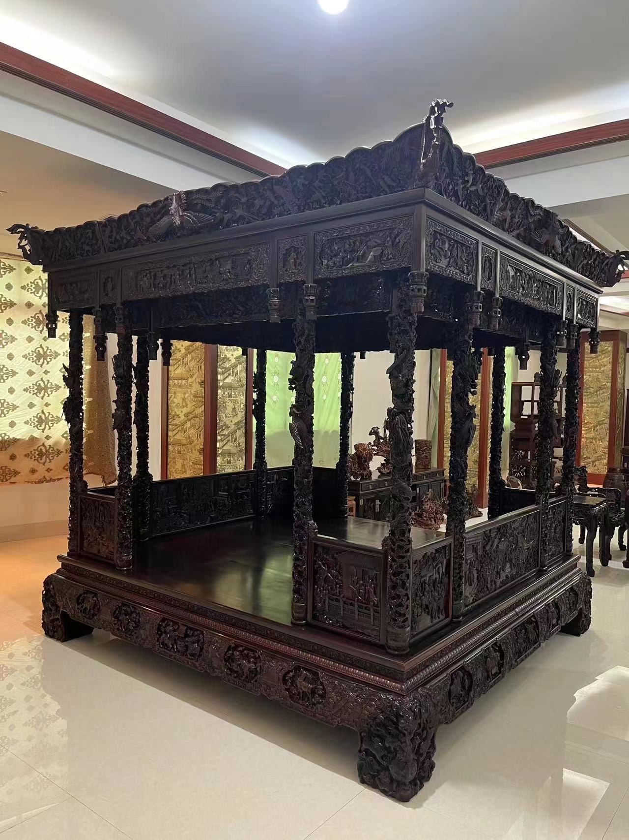 小叶紫檀天宫龙凤架子床