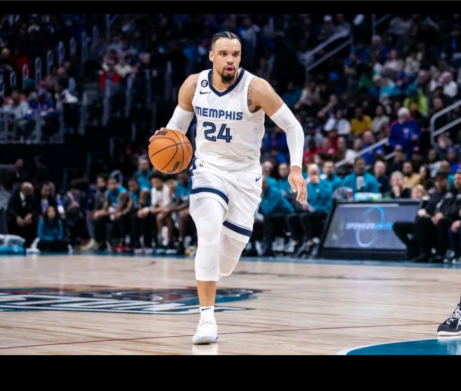 狄龙-布鲁克斯累计技术犯规已达16次,将被禁赛一场  03月05日讯 今日