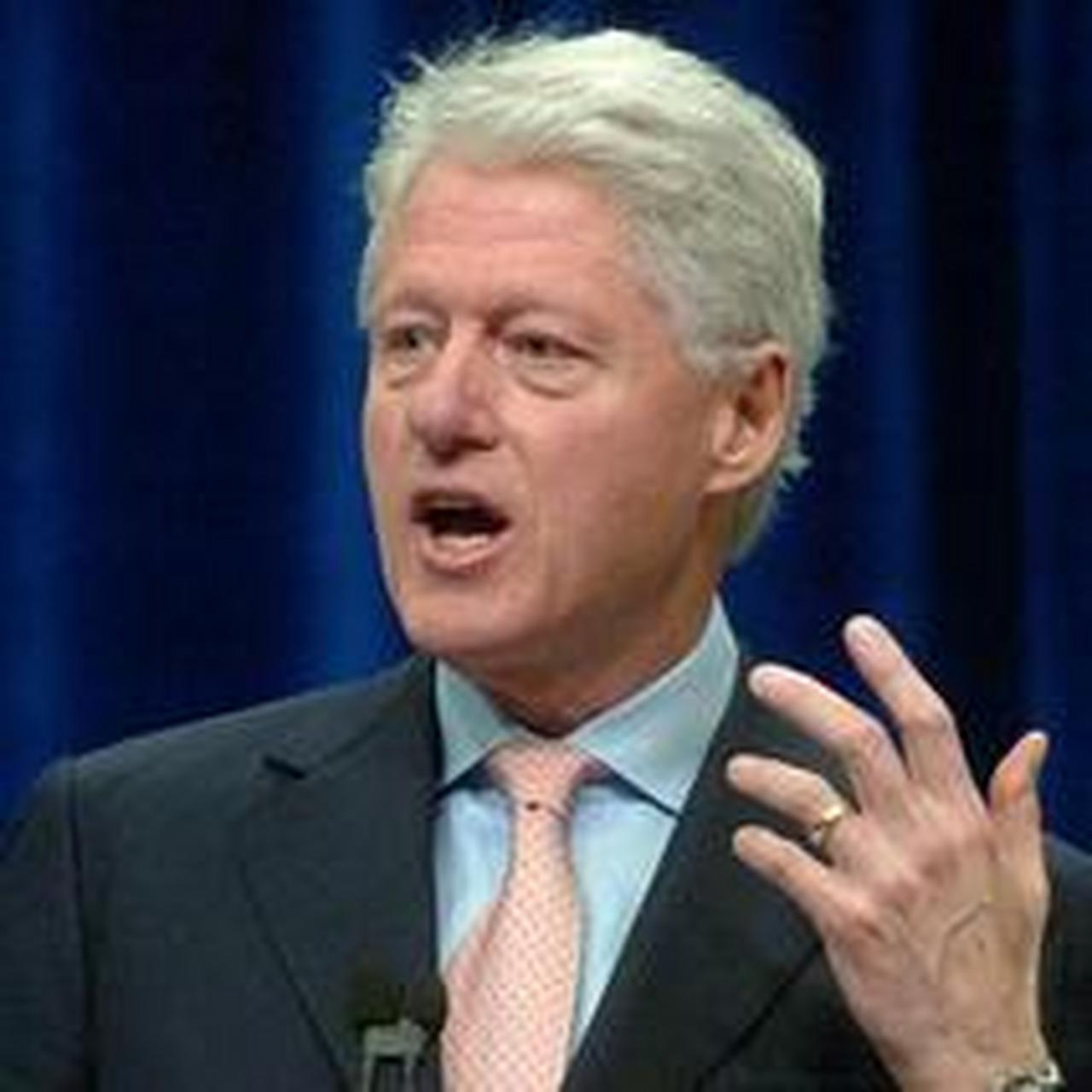 幽默故事分享:最正常的患者 美国总统克林顿和记者一行,巡视一个精神