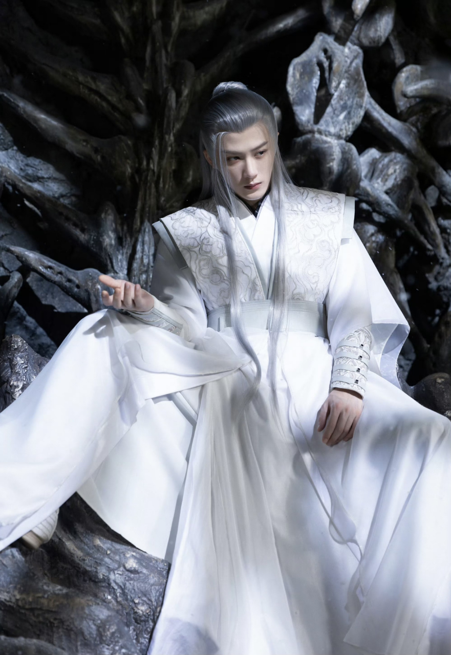 长相思# 好看吗?我好喜欢檀健次这个扮相[嘻嘻]