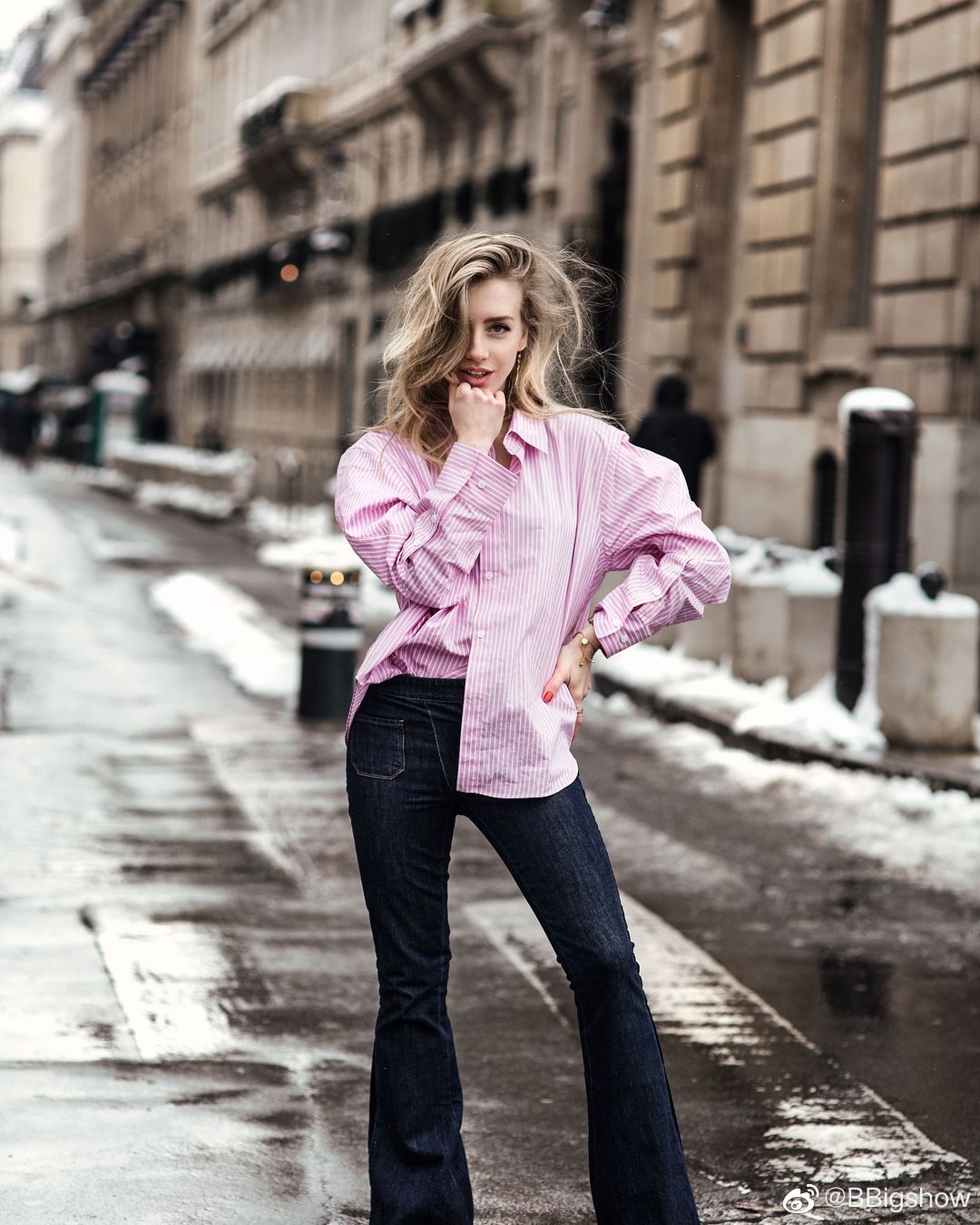 丹麦时尚博主sarahmikaela小个子穿衣典范,为你展现随行甜美干练