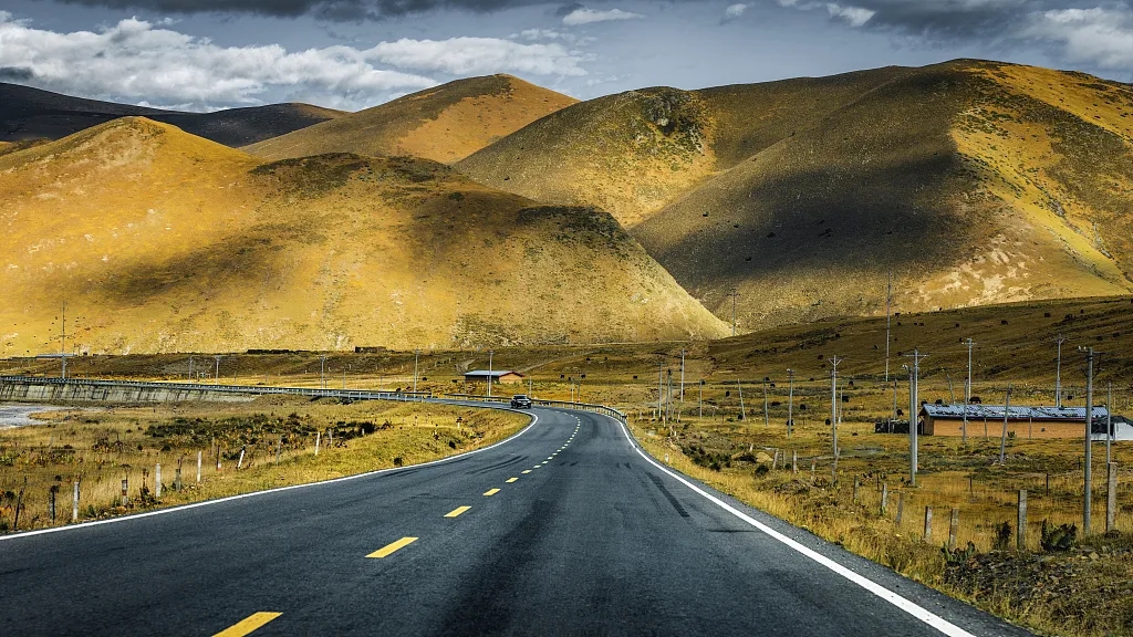 《月亮与六便士》有感