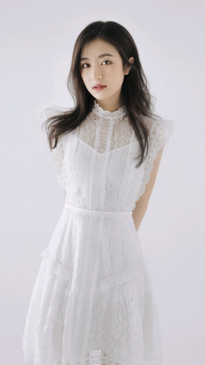 张新成 李兰迪# 同游泰国事情曝光后,许多粉丝担心李兰迪小姐姐"恋爱