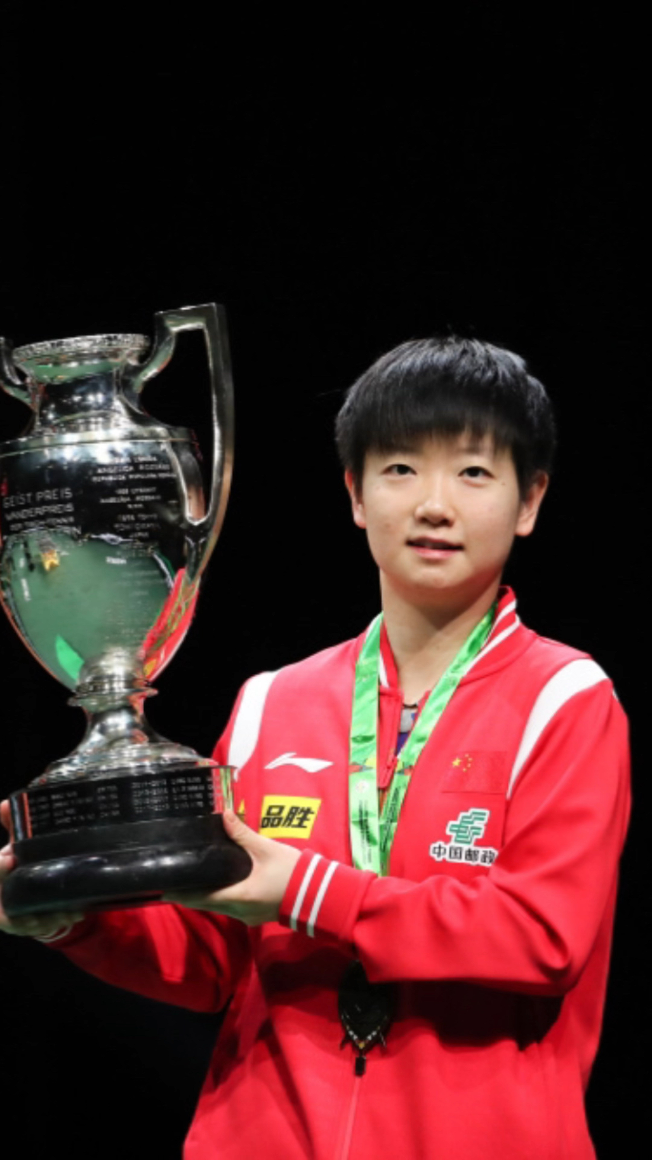 孙颖莎可可爱爱奇奇怪怪的搞笑时刻,这样的小魔王实在太让人喜欢了