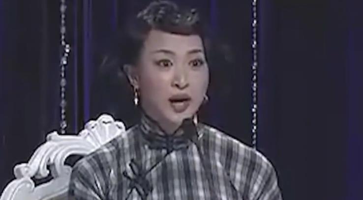 斥责金星,怒骂巫启贤是全国最烂评委,张艺源为何如此嚣张