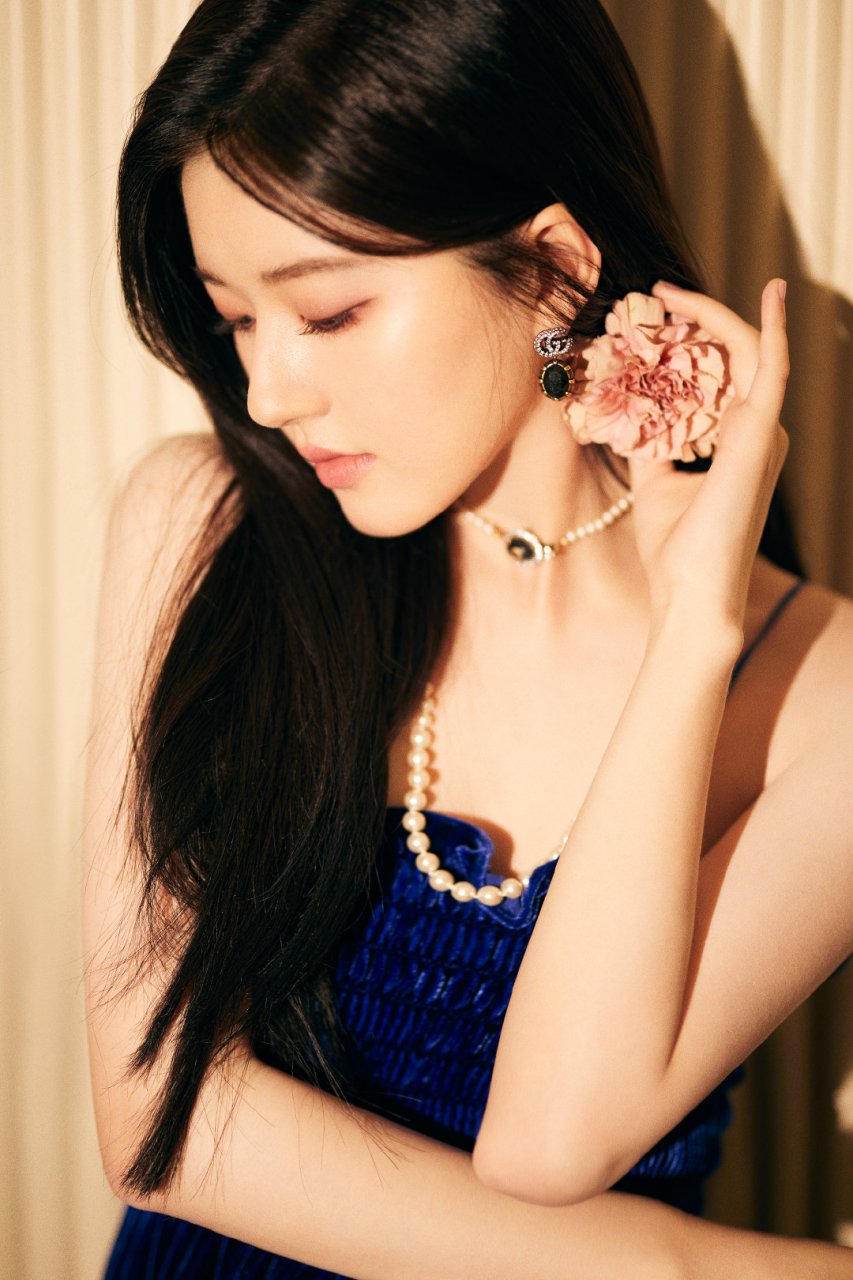 赵露思高清壁纸头像(八)[亲吻]