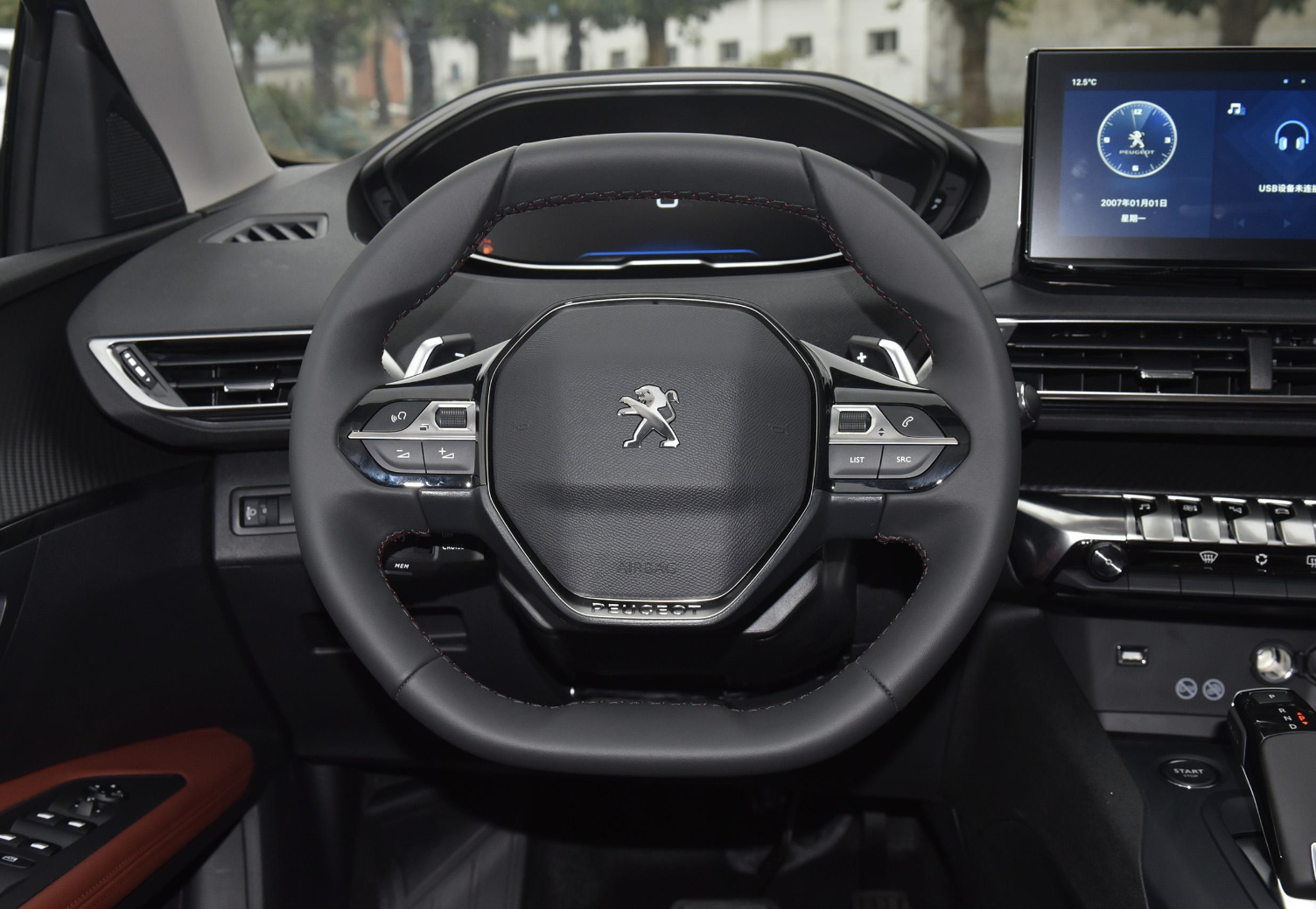 ar导航 透明底盘,雪铁龙天逸c5 aircross/标致4008双车试驾