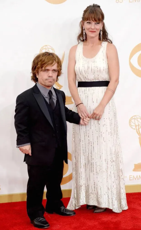 《权游》"小恶魔"彼特·丁拉基:半人的身高,巨人的气质!