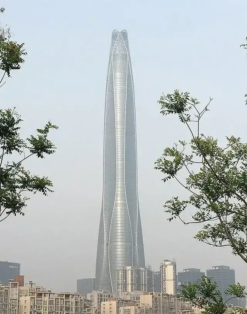 北京"大裤衩" 2.天津"津沽棒" 3.苏州"大秋裤" 4.南京"路由器" 5.