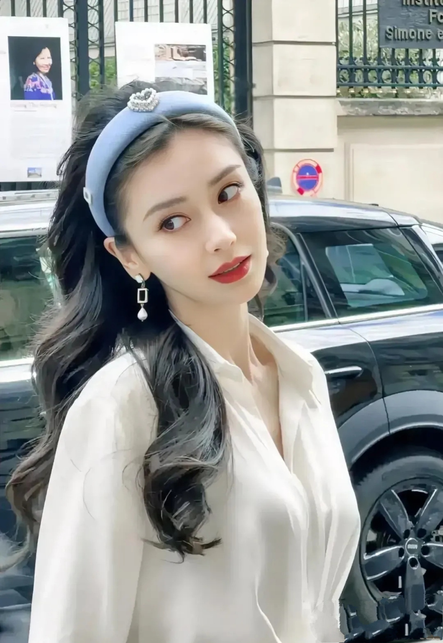 45岁黄晓明4亿买断儿子抚养权,叶柯育有望生二胎,杨颖彻底成了笑话.