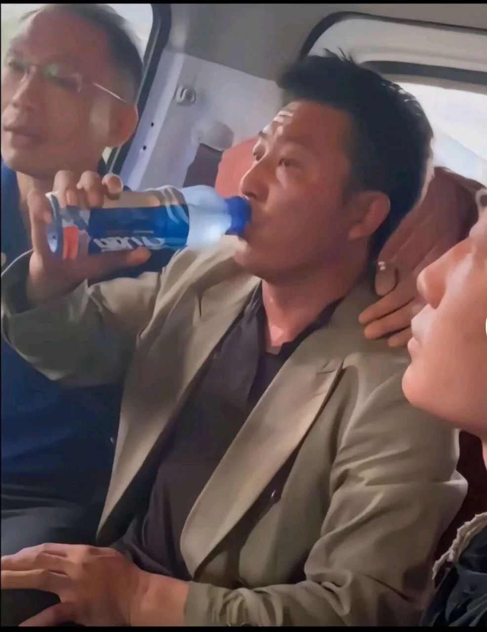想喝胜哥同款的饮料04……结果全网断货了