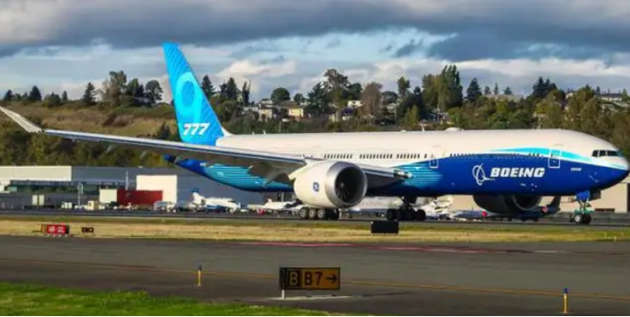 波音777和787哪个大