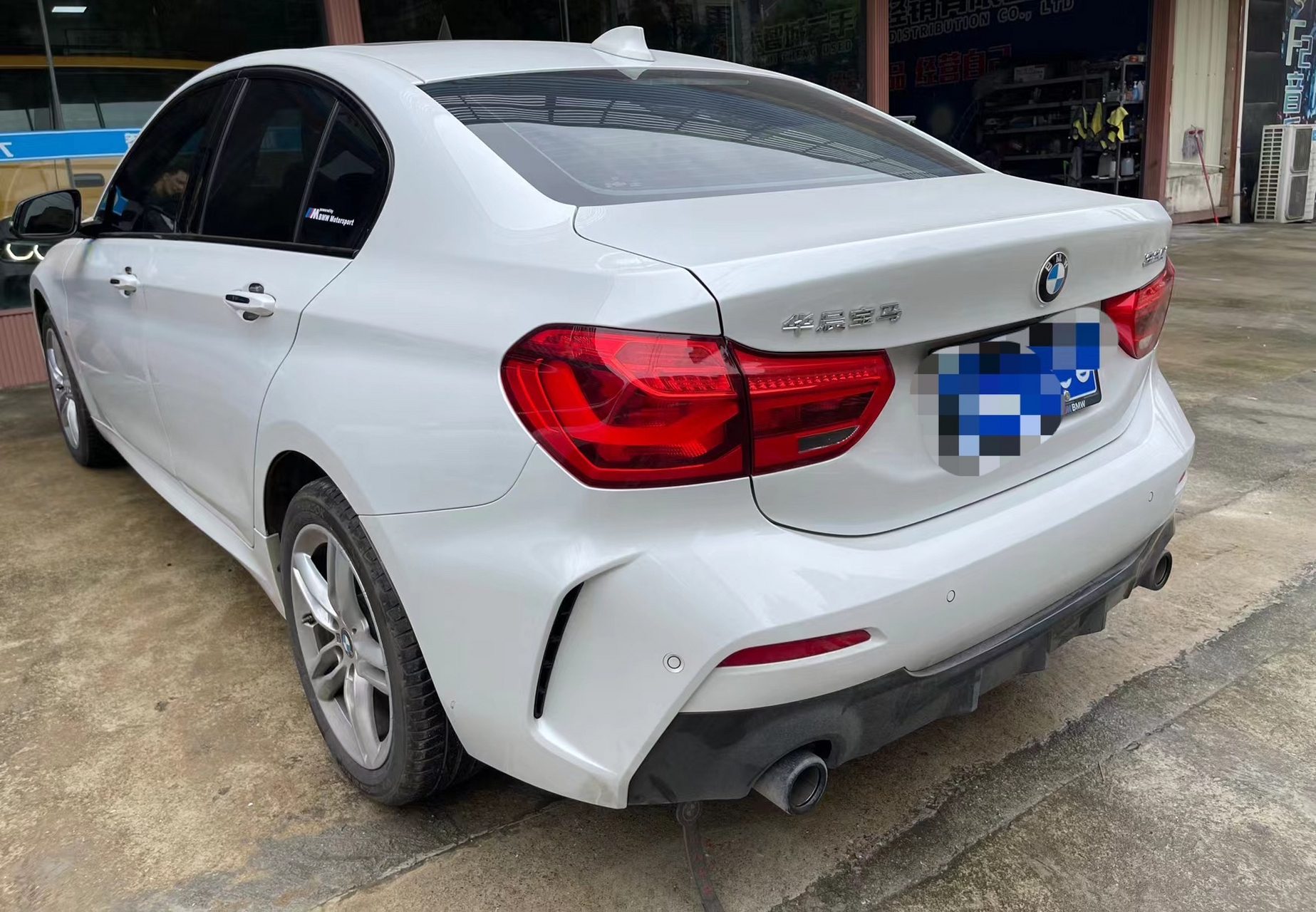 2022年5月宝马120i m运动耀夜版,一手本地车,实标25000公里,新车无