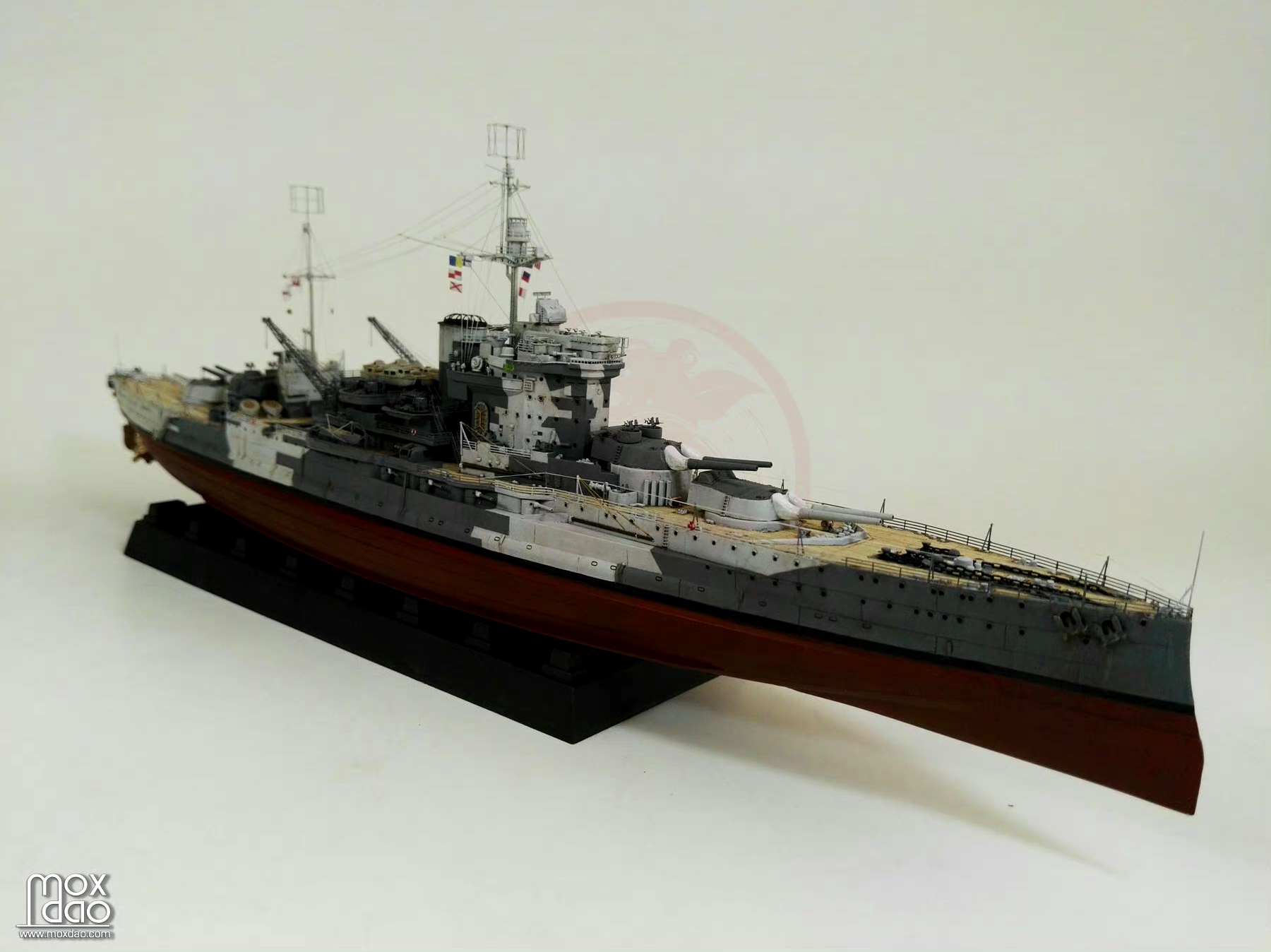 战舰欣赏:英国海军 伊丽莎白女王级战列舰