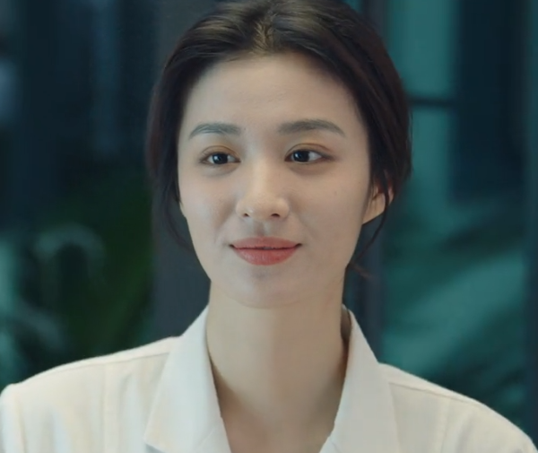 《人间烟火》记住杨雨希,虽然还是新人,但真的很美很有灵气