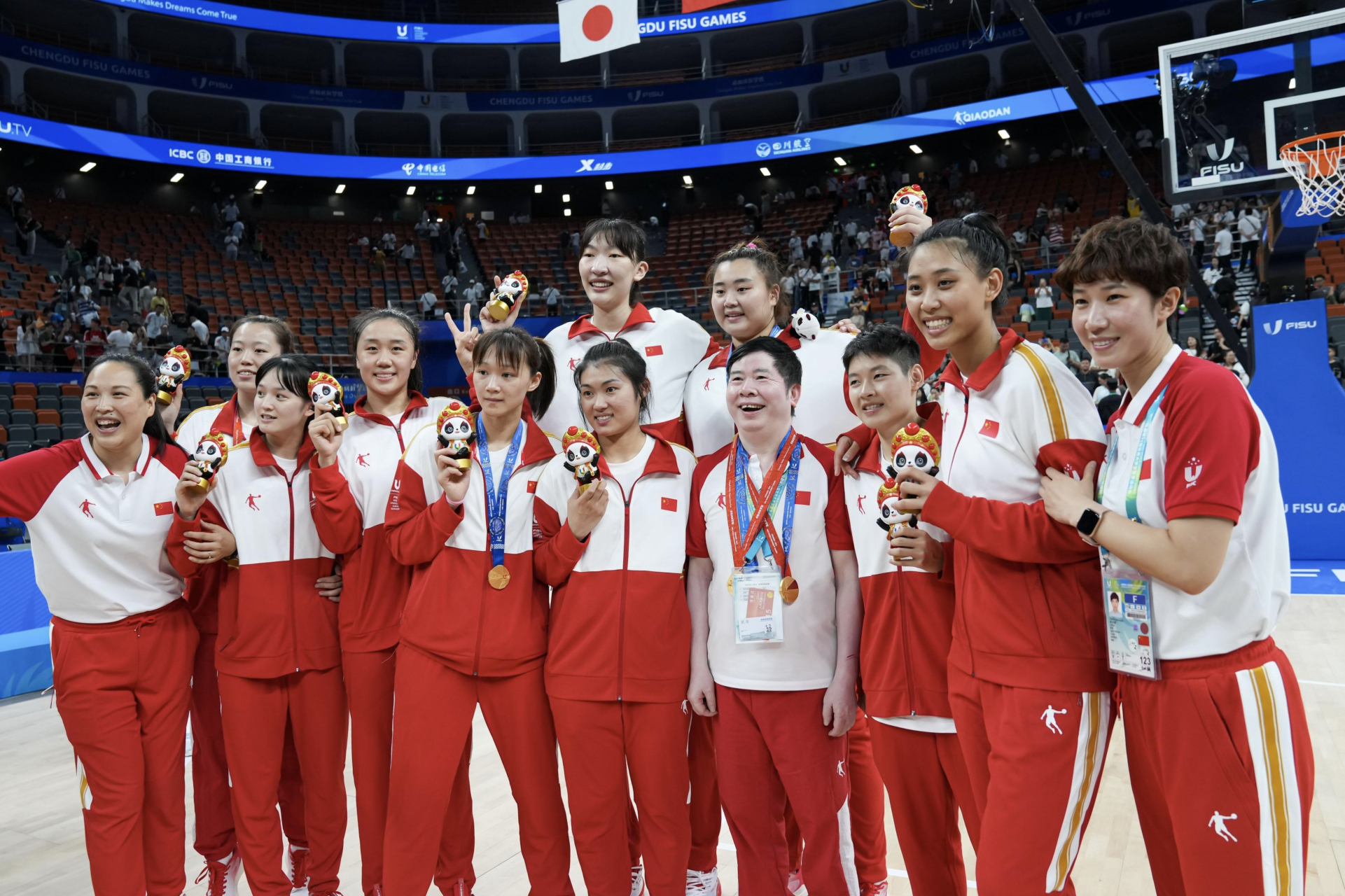 中国女篮第三次夺得大运会金牌  大运会女篮决赛,中国队99-91击败日本