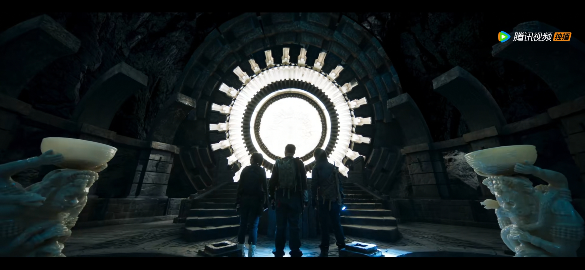 鬼吹灯之昆仑神宫:为切断行境幻化通道,众人寻找特殊祭坛