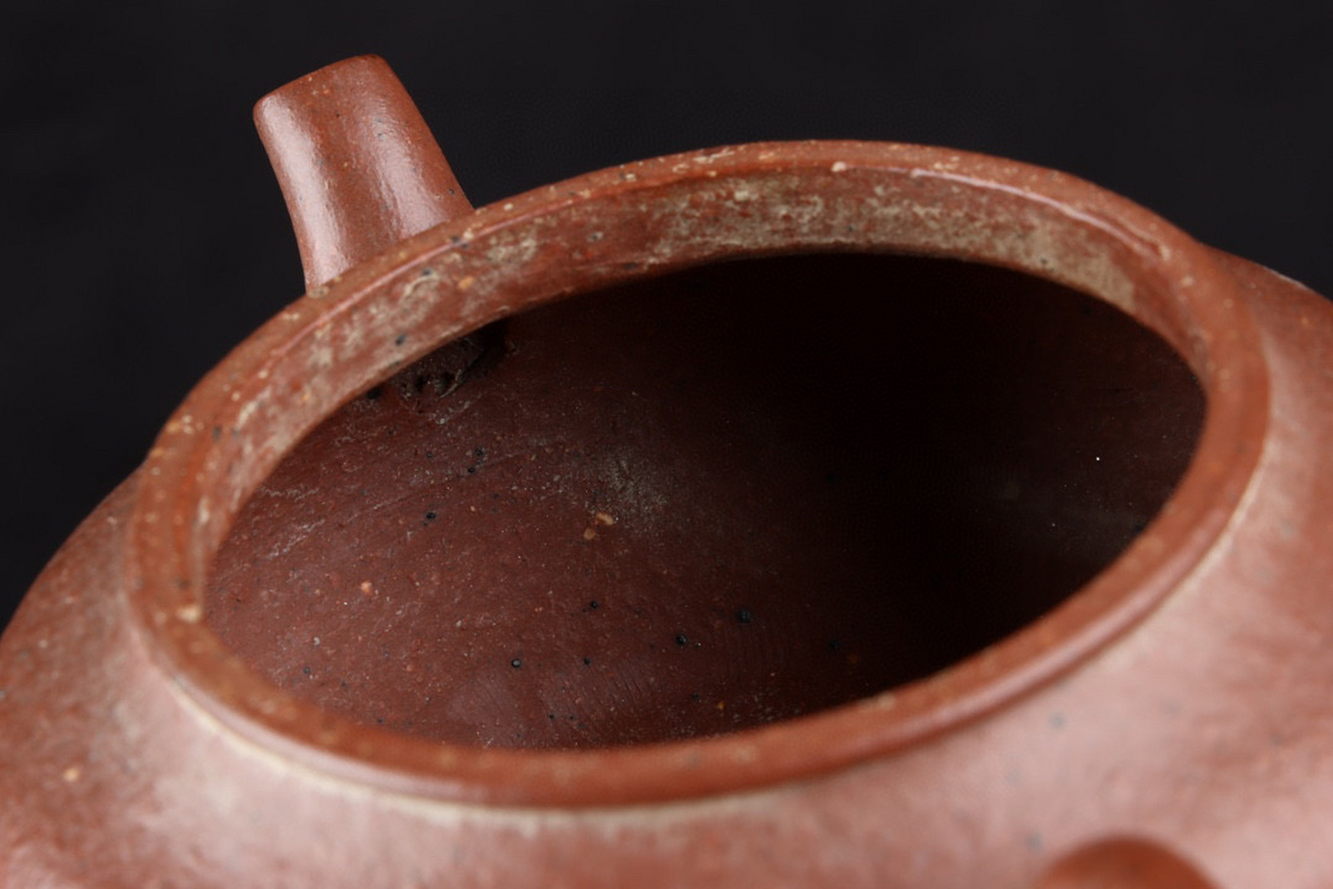 小品虚扁紫砂壶 款识:兢媚清香 清代 高 5.8×11.8cm