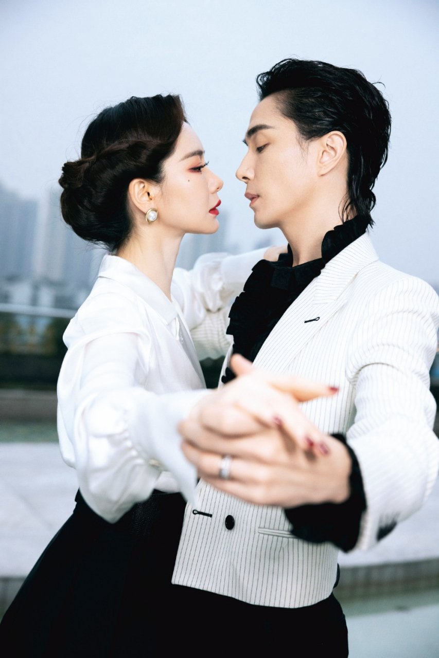 戚薇和李承铉,郎才女貌,天作之合.#秋日生活创作季